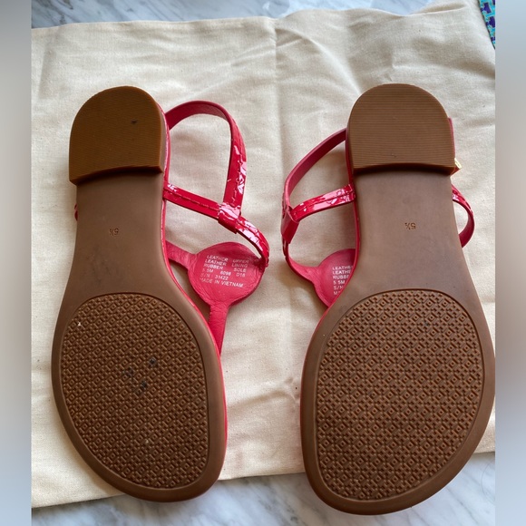 TORY BURCH, patent cherry red flat sandals, worn once - Picture 4 of 5